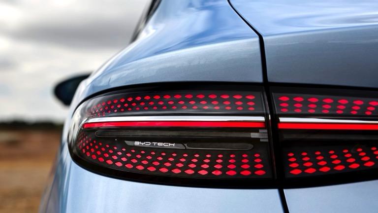 BYD  SEAL 82.5 kWh RWD Design