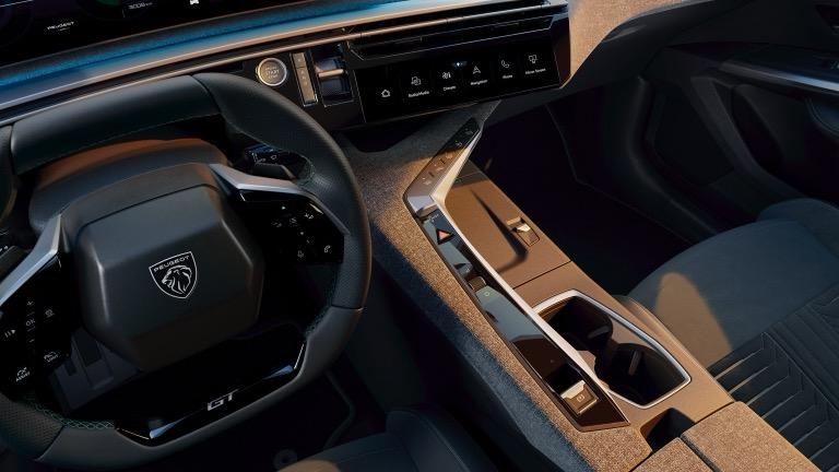 Peugeot e-3008 73 kWh Dual Motor